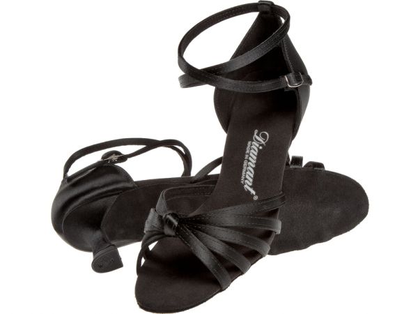 Diamant Tanzschuhe mit Knoten aus Satin.